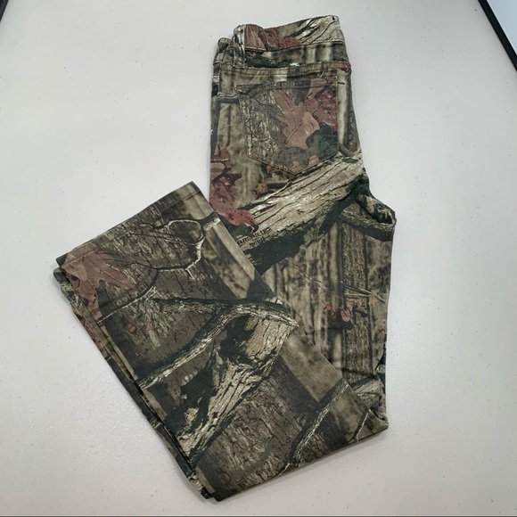 Mossy Oak Hunting Pants Kid Size Large Break Up Infinity Camo - Picture 1 of 9